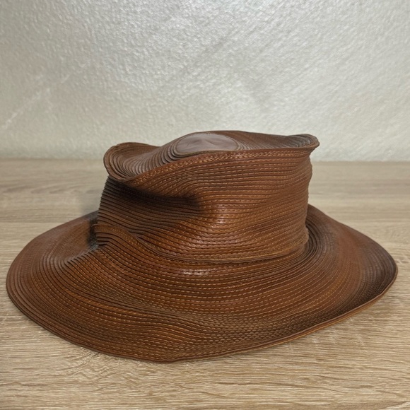Patricia Underwood Mew York Brown Leather Vintage Fedora  display picture 3
